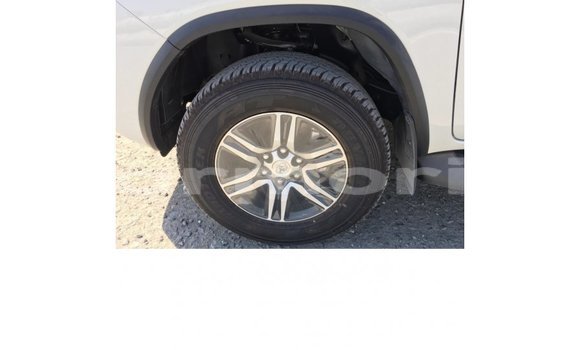 Buy Import Toyota Fortuner White Car in Import - Dubai in Agalega Islands Buy Import Toyota Fortuner White Car in Import - Dubai in Agalega Islands