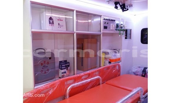 Buy Import Toyota Hiace White Car in Import - Dubai in Agalega Islands Buy Import Toyota Hiace White Car in Import - Dubai in Agalega Islands