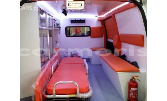 Buy Import Toyota Hiace White Car in Import - Dubai in Agalega Islands Buy Import Toyota Hiace White Car in Import - Dubai in Agalega Islands