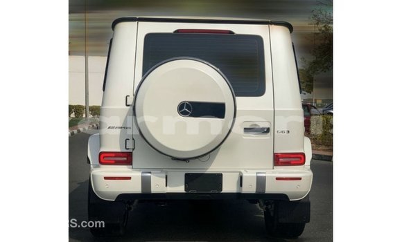 Buy Import Mercedes-Benz 190 White Car in Import - Dubai in Agalega Islands Buy Import Mercedes-Benz 190 White Car in Import - Dubai in Agalega Islands