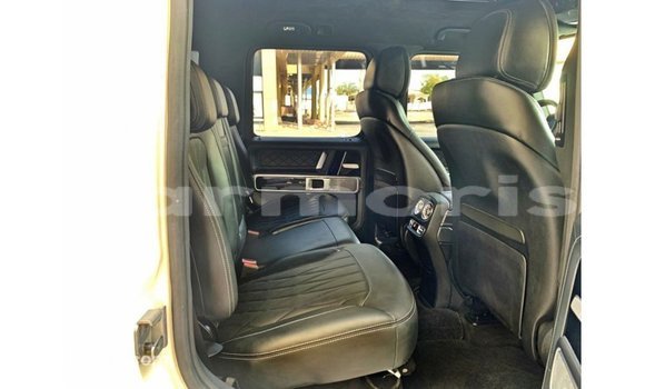 Buy Import Mercedes-Benz 190 White Car in Import - Dubai in Agalega Islands Buy Import Mercedes-Benz 190 White Car in Import - Dubai in Agalega Islands