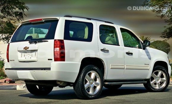 Buy Import Chevrolet Tahoe White Car in Import - Dubai in Agalega Islands Buy Import Chevrolet Tahoe White Car in Import - Dubai in Agalega Islands