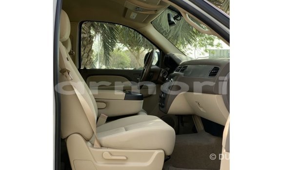 Buy Import Chevrolet Tahoe White Car in Import - Dubai in Agalega Islands Buy Import Chevrolet Tahoe White Car in Import - Dubai in Agalega Islands