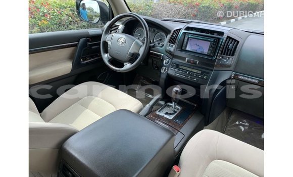 Buy Import Toyota Land Cruiser White Car in Import - Dubai in Agalega Islands Buy Import Toyota Land Cruiser White Car in Import - Dubai in Agalega Islands