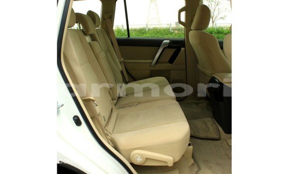 Buy Import Toyota Prado White Car in Import - Dubai in Agalega Islands Buy Import Toyota Prado White Car in Import - Dubai in Agalega Islands
