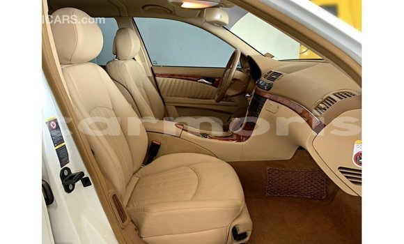 Buy Import Mercedes-Benz 200 White Car in Import - Dubai in Agalega Islands Buy Import Mercedes-Benz 200 White Car in Import - Dubai in Agalega Islands