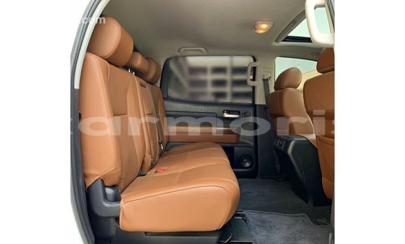 Buy Import Toyota Tundra White Car in Import - Dubai in Agalega Islands Buy Import Toyota Tundra White Car in Import - Dubai in Agalega Islands