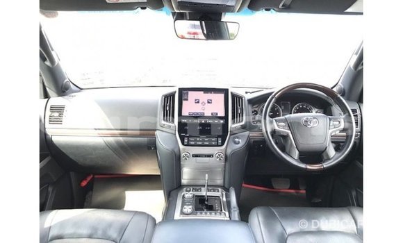 Acheter Import Voiture Toyota Land Cruiser Blanc à Import - Dubai, Îles Agalega Acheter Import Voiture Toyota Land Cruiser Blanc à Import - Dubai, Îles Agalega