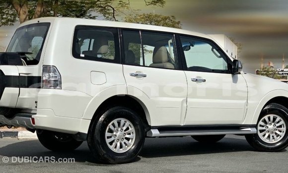 Buy Import Mitsubishi Pajero White Car in Import - Dubai in Agalega Islands Buy Import Mitsubishi Pajero White Car in Import - Dubai in Agalega Islands