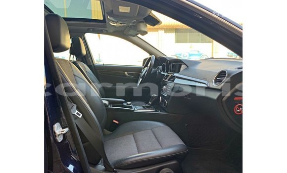 Buy Import Mercedes-Benz 200 Blue Car in Import - Dubai in Agalega Islands Buy Import Mercedes-Benz 200 Blue Car in Import - Dubai in Agalega Islands