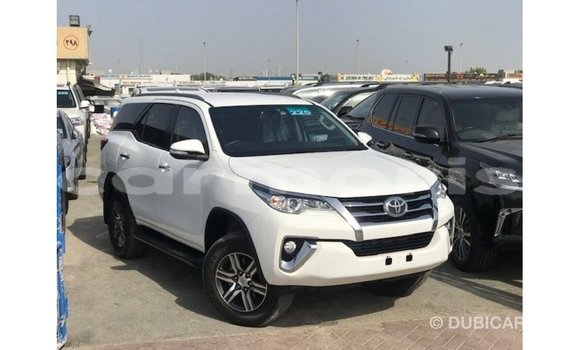 Buy Import Toyota Fortuner White Car in Import - Dubai in Agalega Islands Buy Import Toyota Fortuner White Car in Import - Dubai in Agalega Islands