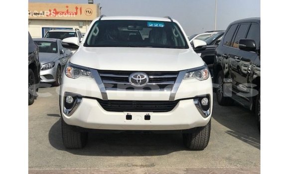 Buy Import Toyota Fortuner White Car in Import - Dubai in Agalega Islands Buy Import Toyota Fortuner White Car in Import - Dubai in Agalega Islands