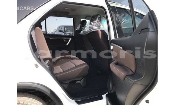 Buy Import Toyota Fortuner White Car in Import - Dubai in Agalega Islands Buy Import Toyota Fortuner White Car in Import - Dubai in Agalega Islands