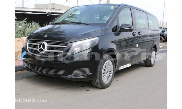 Buy Import Mercedes-Benz 250 Black Car in Import - Dubai in Agalega Islands Buy Import Mercedes-Benz 250 Black Car in Import - Dubai in Agalega Islands