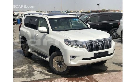Acheter Import Voiture Toyota Prado Blanc à Import - Dubai, Îles Agalega Acheter Import Voiture Toyota Prado Blanc à Import - Dubai, Îles Agalega