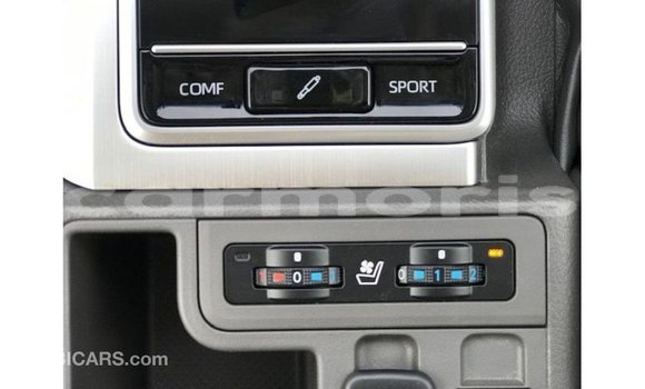 Acheter Import Voiture Toyota Prado Blanc à Import - Dubai, Îles Agalega Acheter Import Voiture Toyota Prado Blanc à Import - Dubai, Îles Agalega