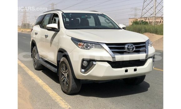 Buy Import Toyota Fortuner White Car in Import - Dubai in Agalega Islands Buy Import Toyota Fortuner White Car in Import - Dubai in Agalega Islands