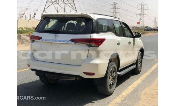 Buy Import Toyota Fortuner White Car in Import - Dubai in Agalega Islands Buy Import Toyota Fortuner White Car in Import - Dubai in Agalega Islands