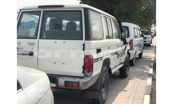 Buy Import Toyota Land Cruiser Other Car in Import - Dubai in Agalega Islands Buy Import Toyota Land Cruiser Other Car in Import - Dubai in Agalega Islands