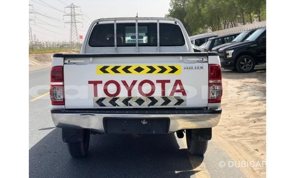 Buy Import Toyota Hilux White Car in Import - Dubai in Agalega Islands Buy Import Toyota Hilux White Car in Import - Dubai in Agalega Islands