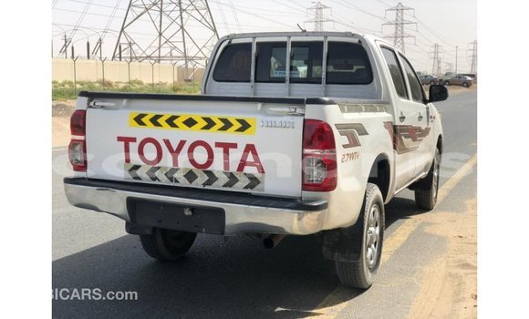 Buy Import Toyota Hilux White Car in Import - Dubai in Agalega Islands Buy Import Toyota Hilux White Car in Import - Dubai in Agalega Islands