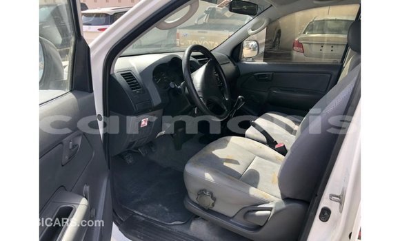 Buy Import Toyota Hilux White Car in Import - Dubai in Agalega Islands Buy Import Toyota Hilux White Car in Import - Dubai in Agalega Islands