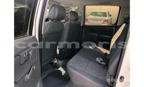 Buy Import Toyota Hilux White Car in Import - Dubai in Agalega Islands Buy Import Toyota Hilux White Car in Import - Dubai in Agalega Islands