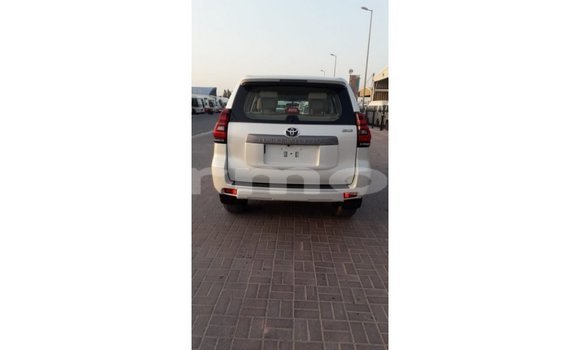 Buy Import Toyota Prado White Car in Import - Dubai in Agalega Islands Buy Import Toyota Prado White Car in Import - Dubai in Agalega Islands