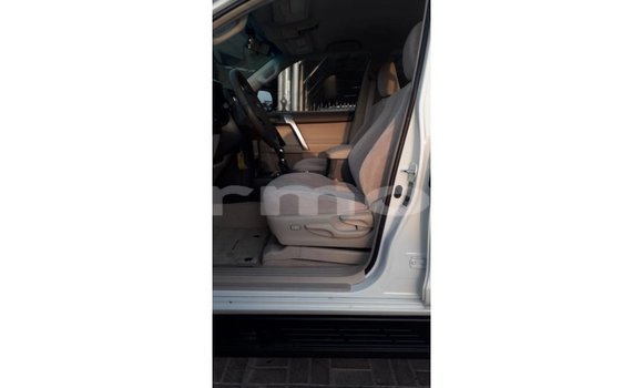 Buy Import Toyota Prado White Car in Import - Dubai in Agalega Islands Buy Import Toyota Prado White Car in Import - Dubai in Agalega Islands