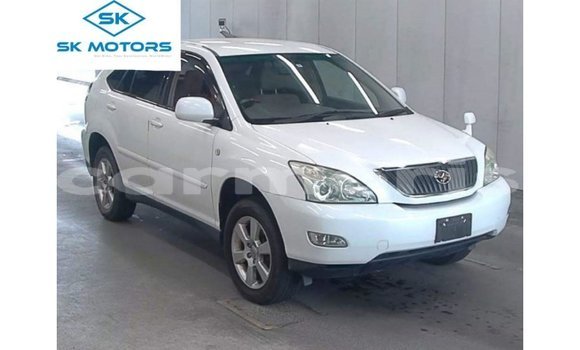 Buy Import Toyota Harrier White Car in Import - Dubai in Agalega Islands