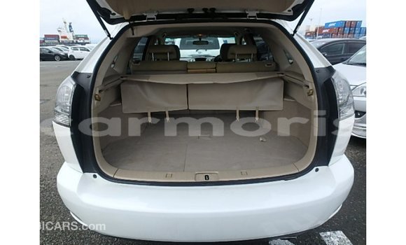 Buy Import Toyota Harrier White Car in Import - Dubai in Agalega Islands Buy Import Toyota Harrier White Car in Import - Dubai in Agalega Islands