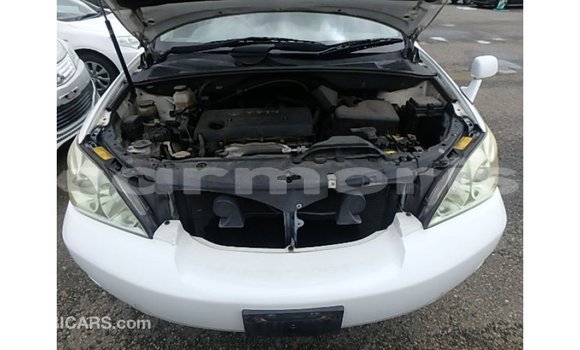 Buy Import Toyota Harrier White Car in Import - Dubai in Agalega Islands Buy Import Toyota Harrier White Car in Import - Dubai in Agalega Islands