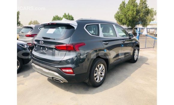 Buy Import Hyundai Santa Fe Green Car in Import - Dubai in Agalega Islands Buy Import Hyundai Santa Fe Green Car in Import - Dubai in Agalega Islands