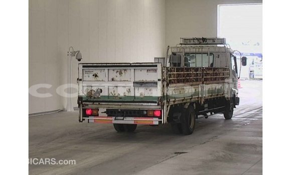 Buy Import Isuzu Rodeo White Car in Import - Dubai in Agalega Islands Buy Import Isuzu Rodeo White Car in Import - Dubai in Agalega Islands