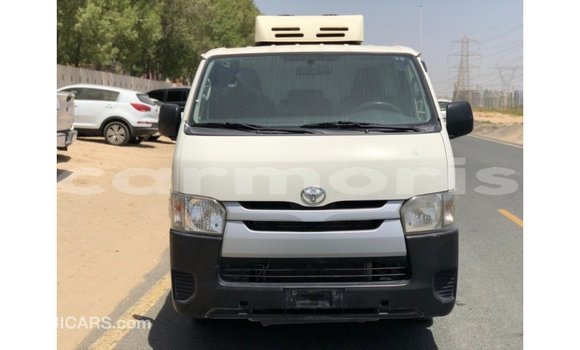 Buy Import Toyota Hiace White Car in Import - Dubai in Agalega Islands Buy Import Toyota Hiace White Car in Import - Dubai in Agalega Islands