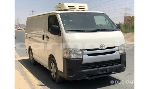 Buy Import Toyota Hiace White Car in Import - Dubai in Agalega Islands Buy Import Toyota Hiace White Car in Import - Dubai in Agalega Islands