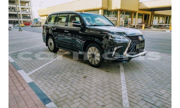 Acheter Import Voiture Lexus LX Noir à Import - Dubai, Îles Agalega Acheter Import Voiture Lexus LX Noir à Import - Dubai, Îles Agalega