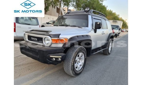 Buy Import Toyota FJ Cruiser Other Car in Import - Dubai in Agalega Islands