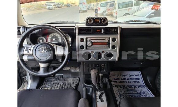 Buy Import Toyota FJ Cruiser Other Car in Import - Dubai in Agalega Islands Buy Import Toyota FJ Cruiser Other Car in Import - Dubai in Agalega Islands