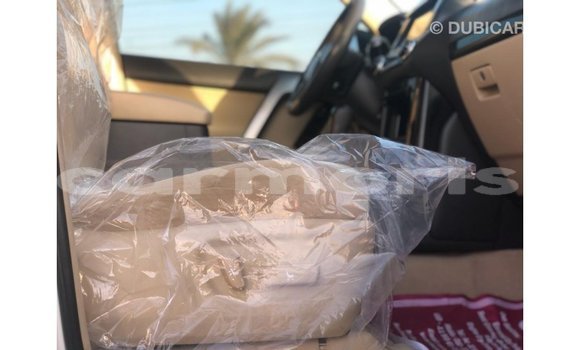 Buy Import Toyota Prado White Car in Import - Dubai in Agalega Islands Buy Import Toyota Prado White Car in Import - Dubai in Agalega Islands