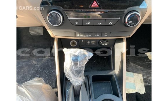 Buy Import Hyundai Tucson White Car in Import - Dubai in Agalega Islands Buy Import Hyundai Tucson White Car in Import - Dubai in Agalega Islands