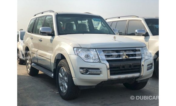 Buy Import Mitsubishi Pajero Black Car in Import - Dubai in Agalega Islands Buy Import Mitsubishi Pajero Black Car in Import - Dubai in Agalega Islands