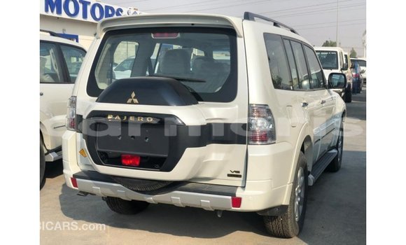 Buy Import Mitsubishi Pajero Black Car in Import - Dubai in Agalega Islands Buy Import Mitsubishi Pajero Black Car in Import - Dubai in Agalega Islands