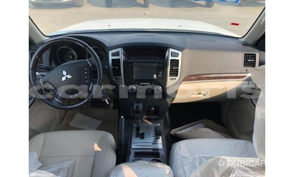 Buy Import Mitsubishi Pajero Black Car in Import - Dubai in Agalega Islands Buy Import Mitsubishi Pajero Black Car in Import - Dubai in Agalega Islands