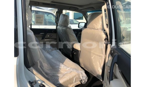 Buy Import Mitsubishi Pajero Black Car in Import - Dubai in Agalega Islands Buy Import Mitsubishi Pajero Black Car in Import - Dubai in Agalega Islands