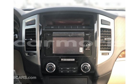 Buy Import Mitsubishi Pajero Black Car in Import - Dubai in Agalega Islands Buy Import Mitsubishi Pajero Black Car in Import - Dubai in Agalega Islands