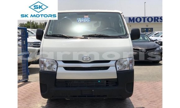 Buy Import Toyota DA White Truck in Import - Dubai in Agalega Islands
