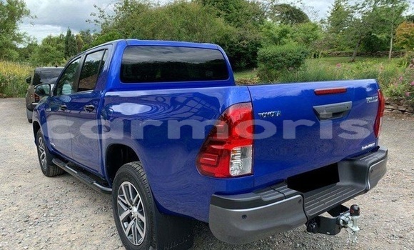 Buy Used Toyota Hilux Blue Car in Tamarin in Black River District Buy Used Toyota Hilux Blue Car in Tamarin in Black River District