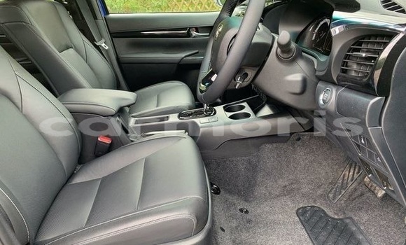Buy Used Toyota Hilux Blue Car in Tamarin in Black River District Buy Used Toyota Hilux Blue Car in Tamarin in Black River District