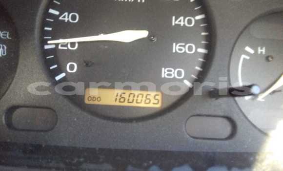 Buy Used Nissan March White Car in Saint Pierre in Moka Buy Used Nissan March White Car in Saint Pierre in Moka